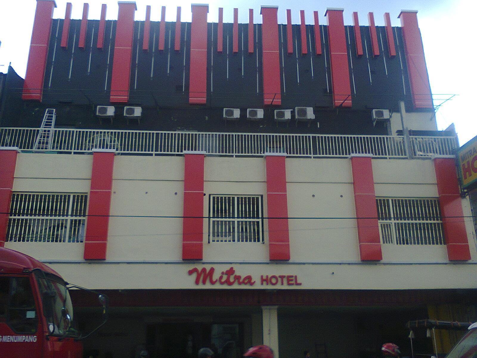 Mitra Hotel Джок'якарта Екстер'єр фото